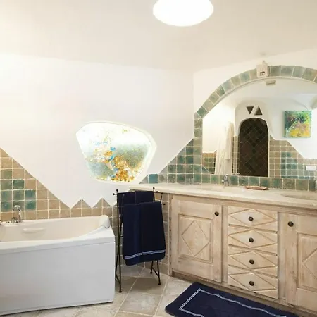 - Private Pool